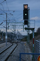 Ks-Signal in Allersberg in der Funktion eines Hauptsignals. Signalbegriff: Fahrt, 100 km/h (Ks 1)