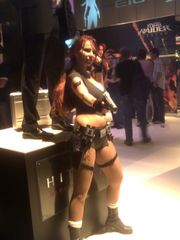 Diana Dorow als  Real Lara Croft auf der Games Convention 2005