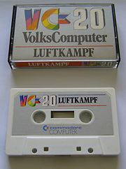 Ein frühes Commodore-Spiel auf Cassette: Luftkampf, etwa 1981